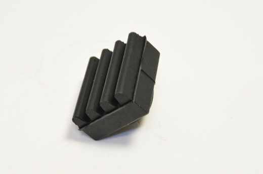 ANSCHLAGGUMMI A, STAENDER