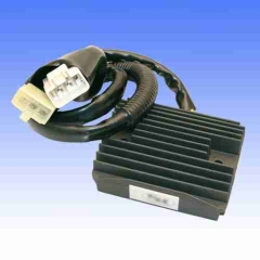 REGLER/GLEICHRICHTER CBR1100XX 