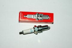 ZUENDKERZE (DPR6EA-9)(NGK)